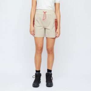 W Gaula, shorts