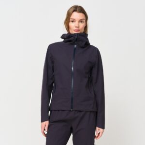 W Snøhetta, skalljakke